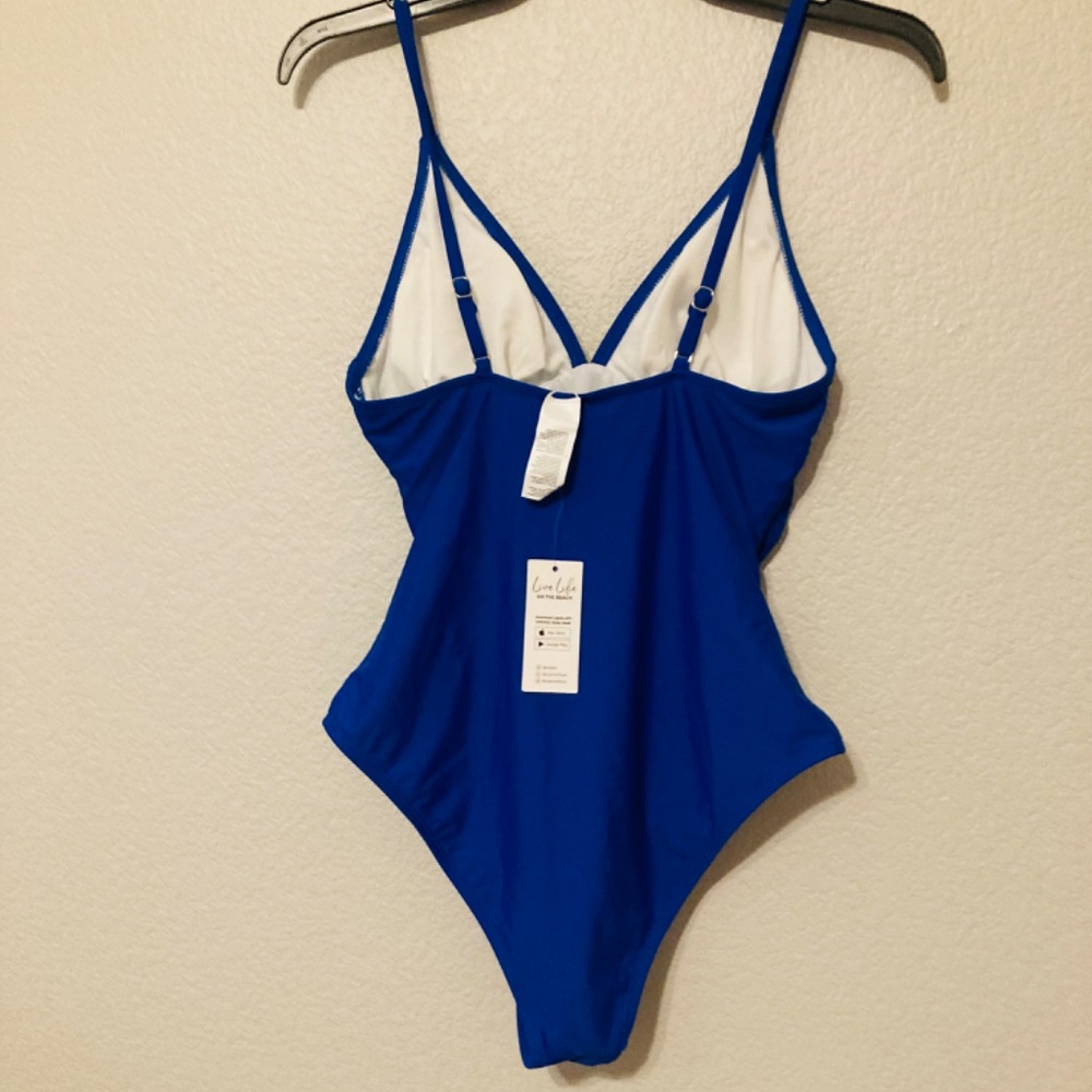 Cupshe Blue Women's One Piece Swimsuit size M - Picture 2 of 3